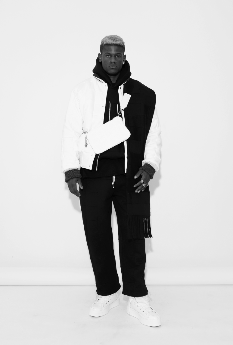 OFF WHITE